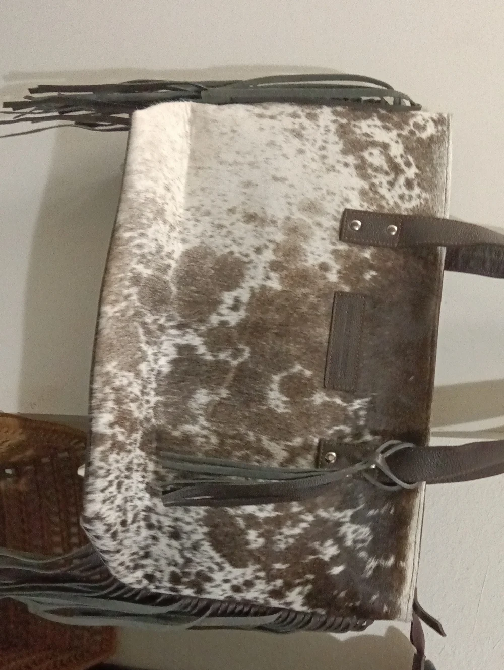 Fringe Cowhide Leather Tote Bag - Brown & White